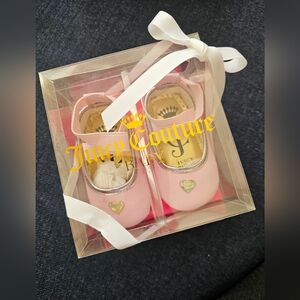 New In Box/ Juicy Couture Baby Girl Shoes Pink (Size 3 6/9Month)